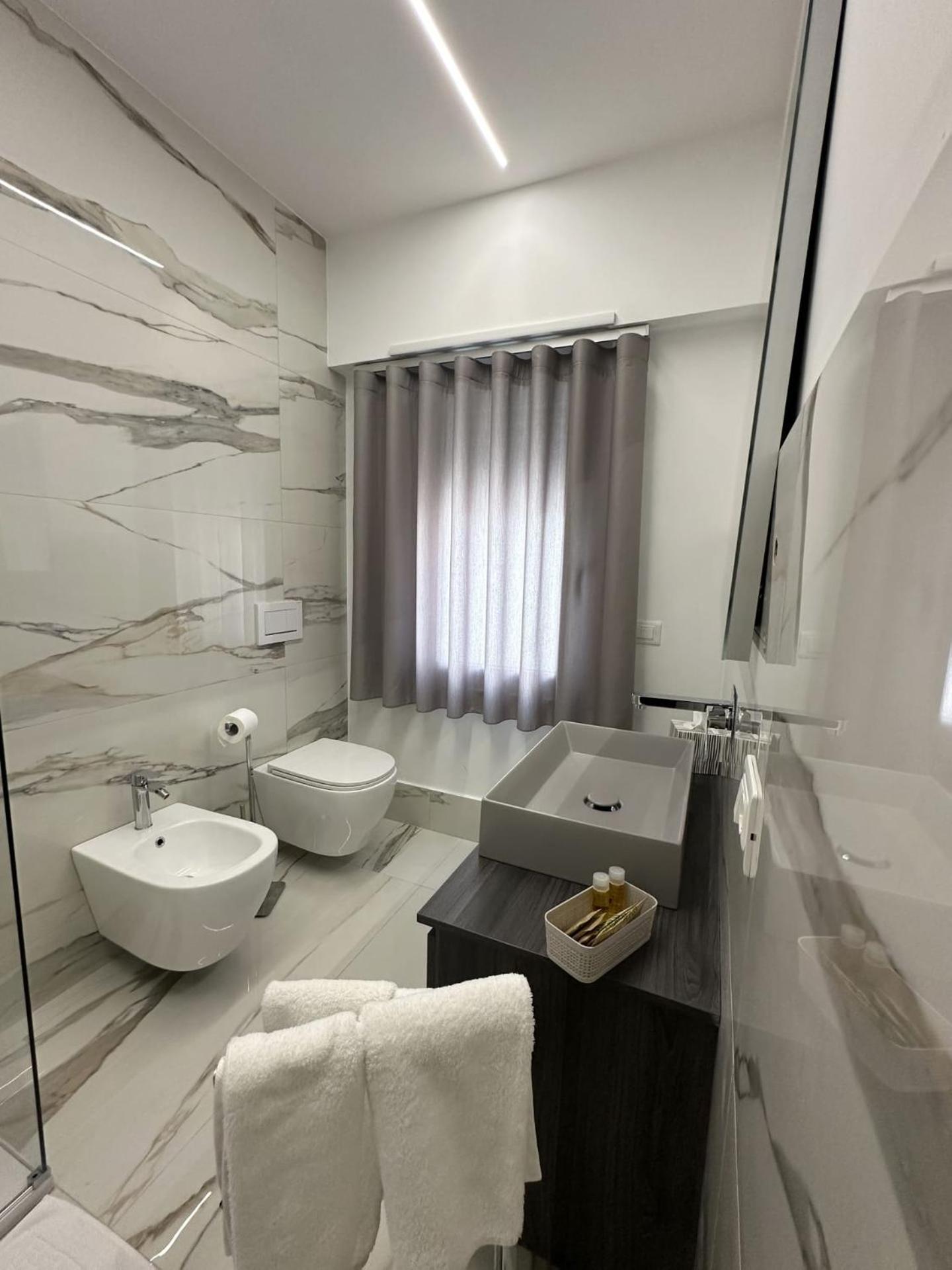 B&B Arcade Luxury Montepaone Lido ภายนอก รูปภาพ